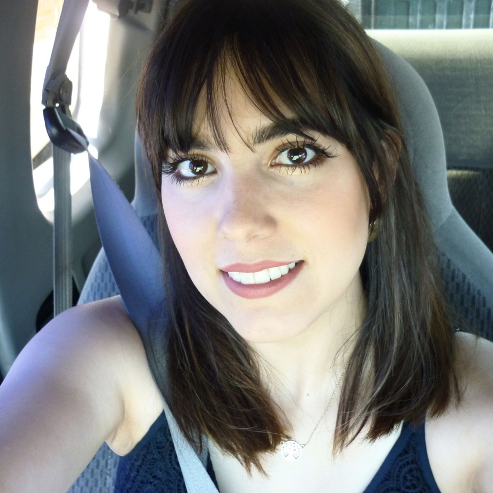 Meet your Posher, Priscila